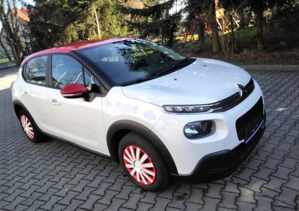 Citroen C3 cena 39900 przebieg: 117000, rok produkcji 2018 z Pińczów małe 137